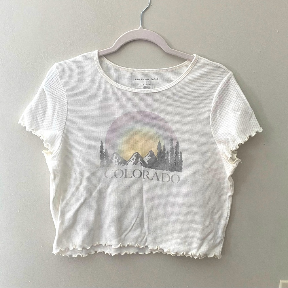 XL American Eagle cropped white graphic tee